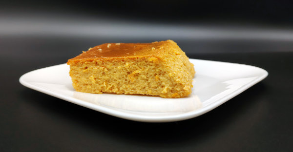 Flan Napolitano ist der perfekte schnelle leckere Kuchen aus Mais, der heiß wie kalt gegessen werden kann.